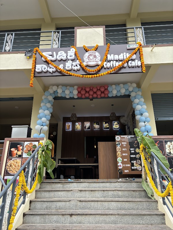 Madike Coffee And Cafe